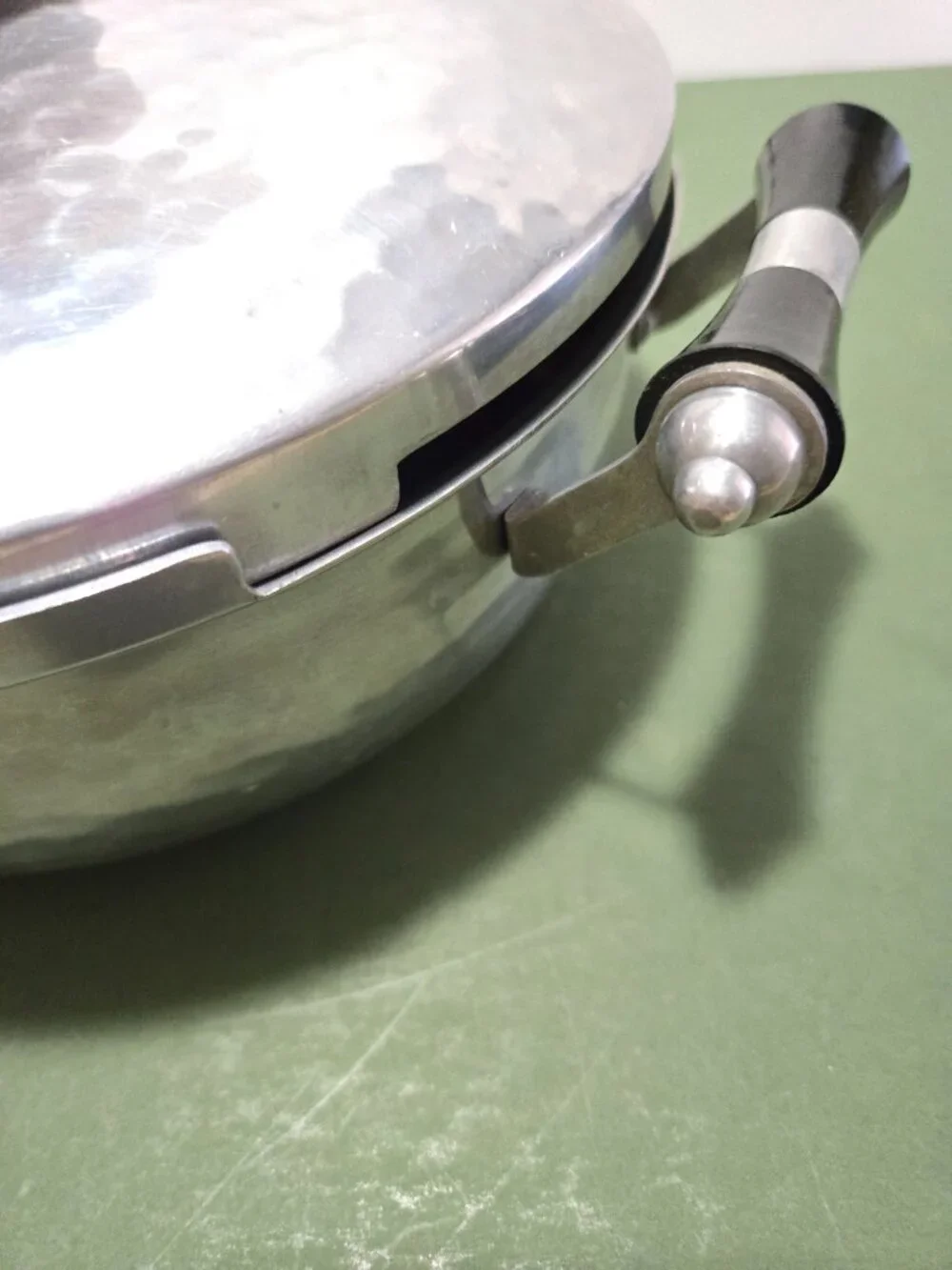 Vintage Aluminum Hammered Finish Pot w/Lid